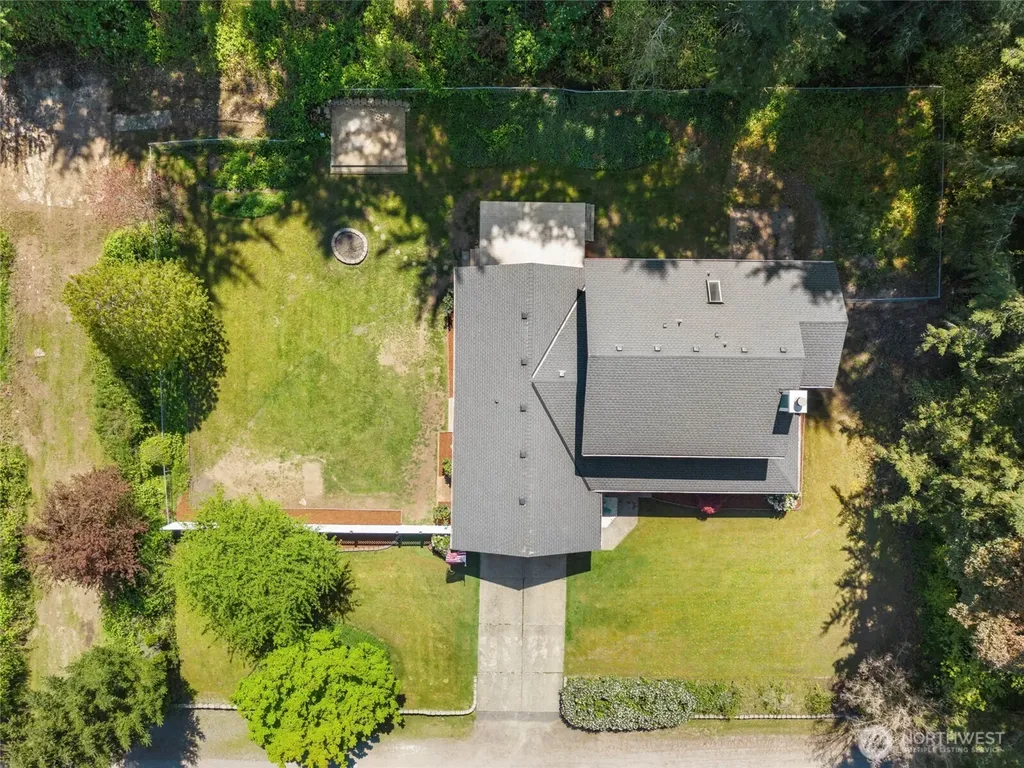 858 Illahee Drive Fox Island WA 98333