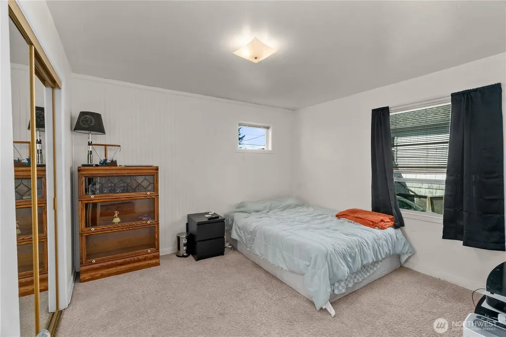 522 W 6th Street Aberdeen WA 98520