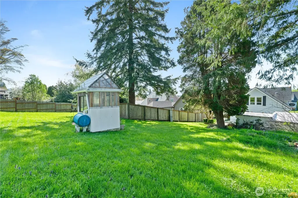 522 W 6th Street Aberdeen WA 98520
