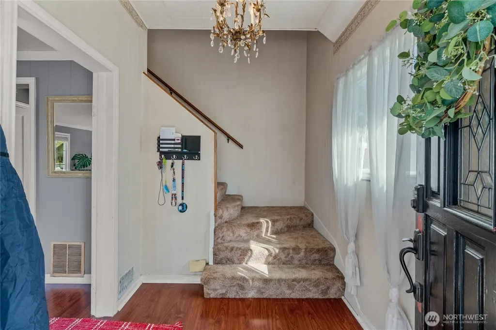 522 W 6th Street Aberdeen WA 98520
