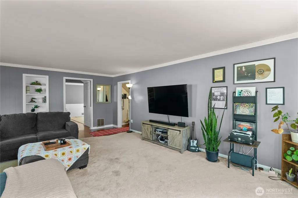 522 W 6th Street Aberdeen WA 98520