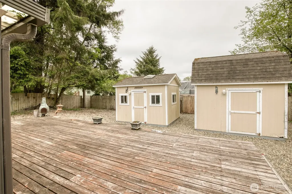 636 Chenois Avenue NE Ocean Shores WA 98569