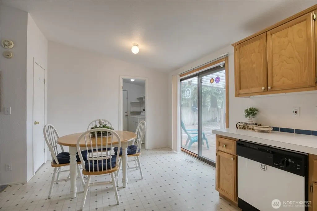 636 Chenois Avenue NE Ocean Shores WA 98569