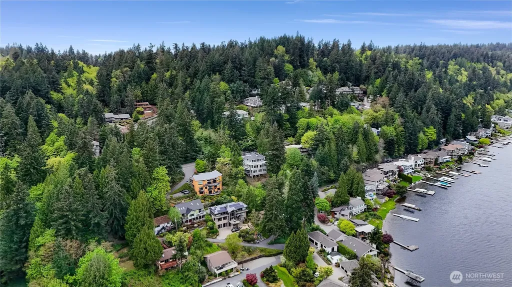 1120 W Lake Sammamish Parkway SE Bellevue WA 98008