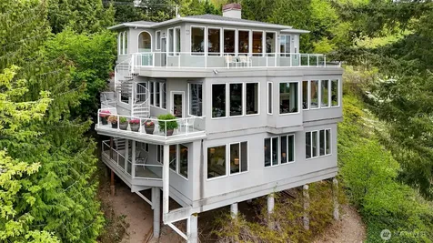 1120 W Lake Sammamish Parkway SE Bellevue WA 98008