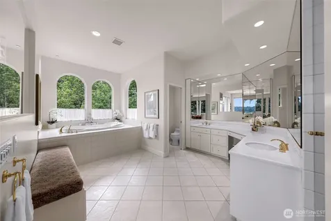 1120 W Lake Sammamish Parkway SE Bellevue WA 98008