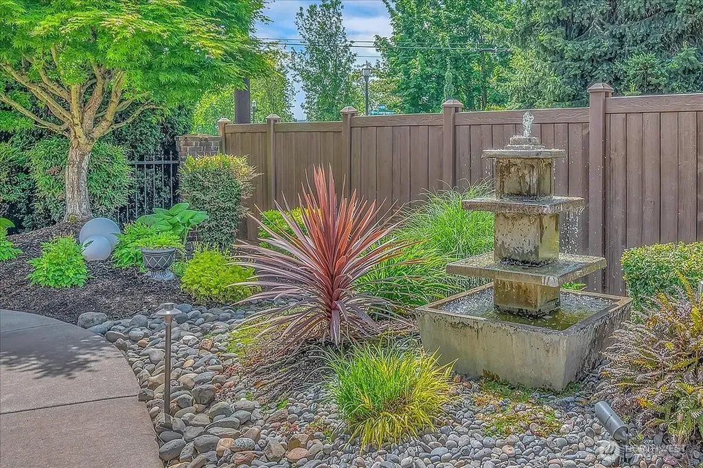 1410 SE Columbia Crest Court Vancouver WA 98664