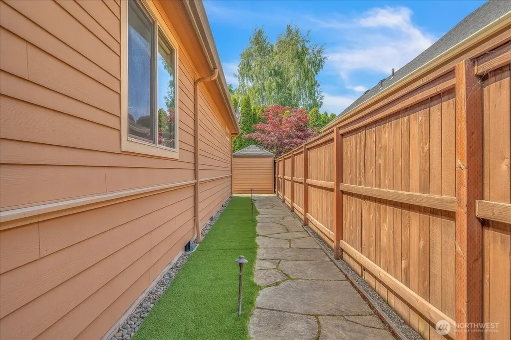 1410 SE Columbia Crest Court Vancouver WA 98664