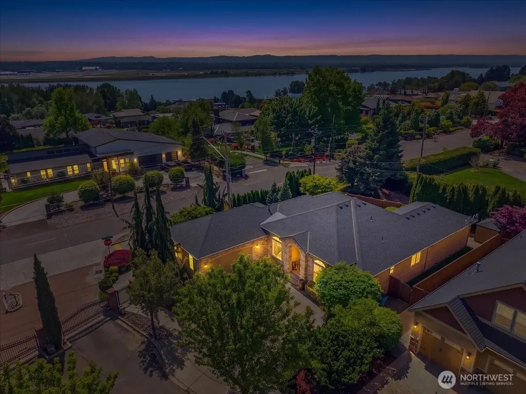 1410 SE Columbia Crest Court Vancouver WA 98664