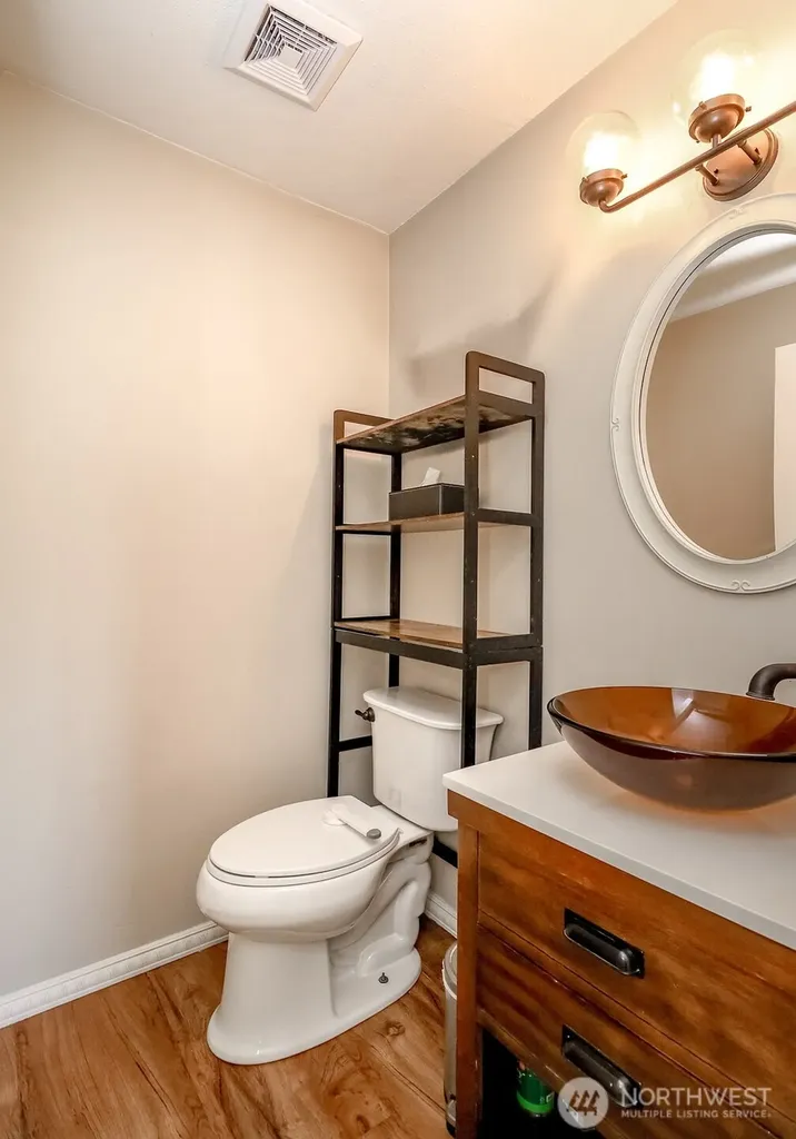 305 Jewell Enumclaw WA 98022