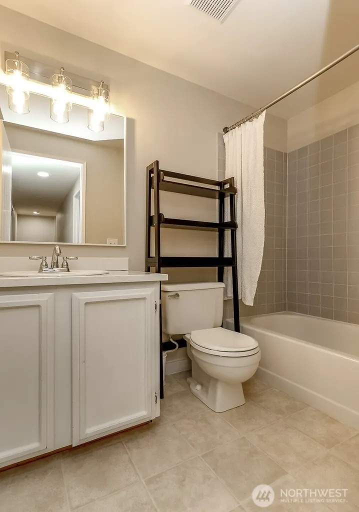 305 Jewell Enumclaw WA 98022