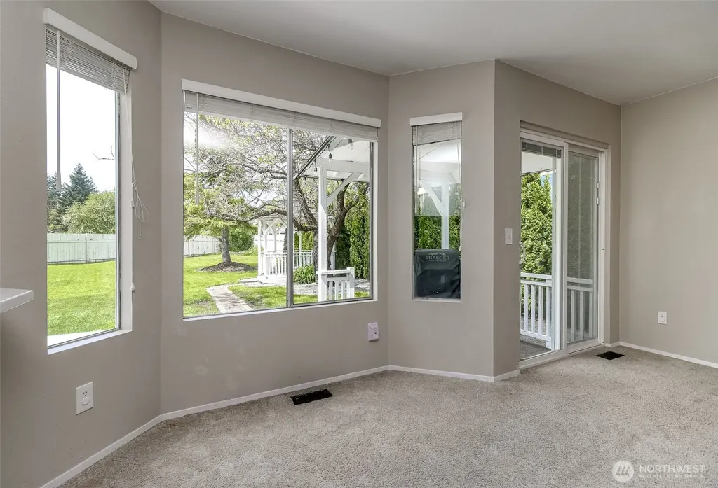 305 Jewell Enumclaw WA 98022