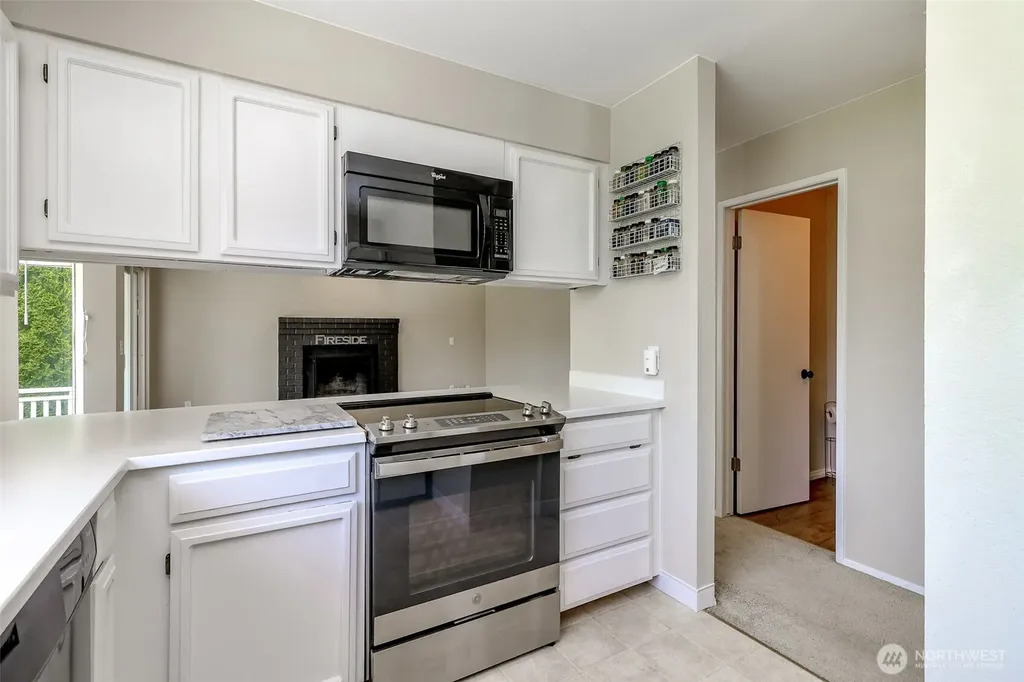 305 Jewell Enumclaw WA 98022