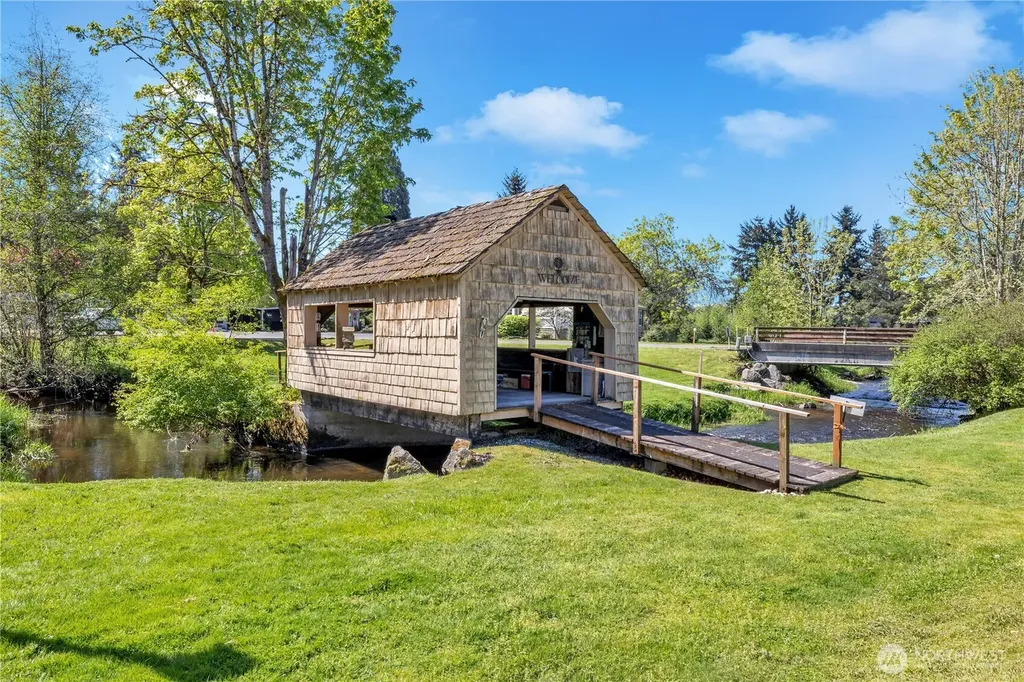 18425 NE 95th Street Redmond WA 98052