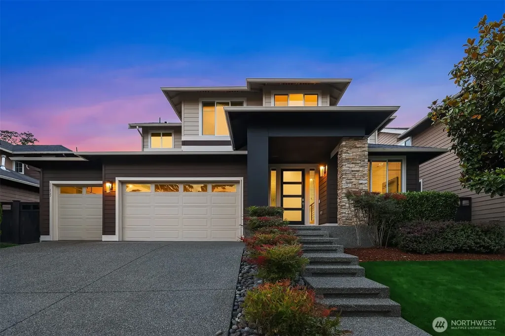 33827 56th Place S Auburn WA 98001