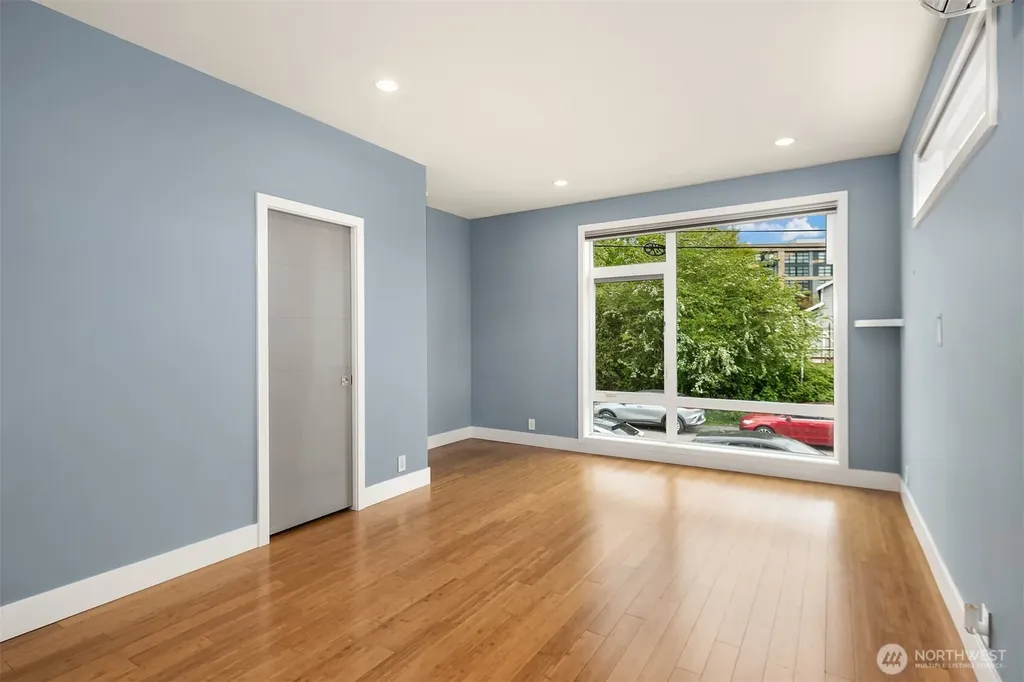 1761 20th Avenue S Seattle WA 98144