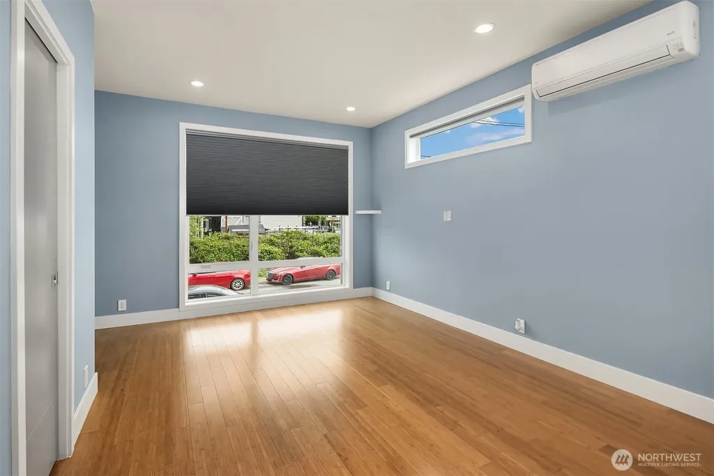 1761 20th Avenue S Seattle WA 98144