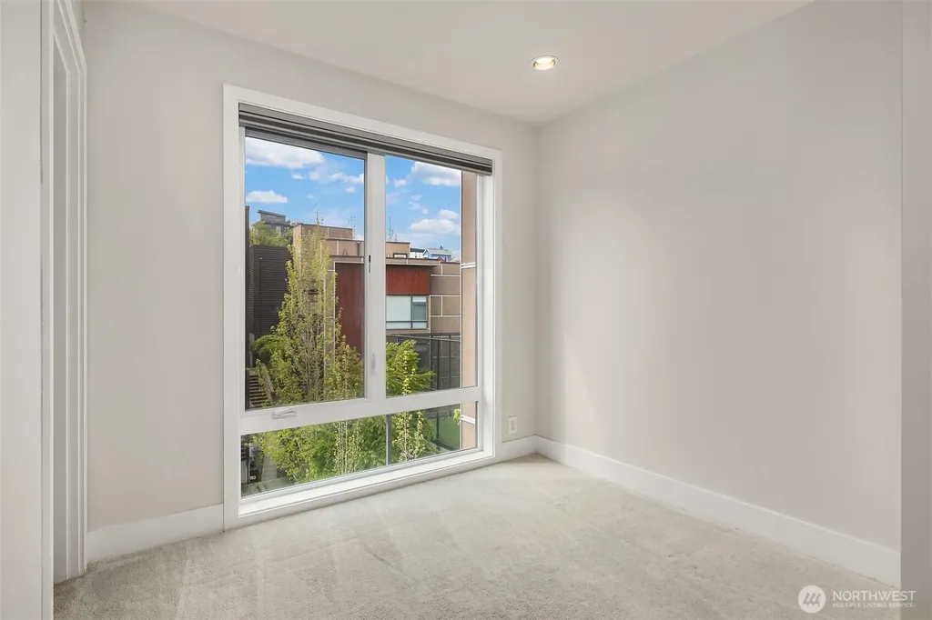 1761 20th Avenue S Seattle WA 98144