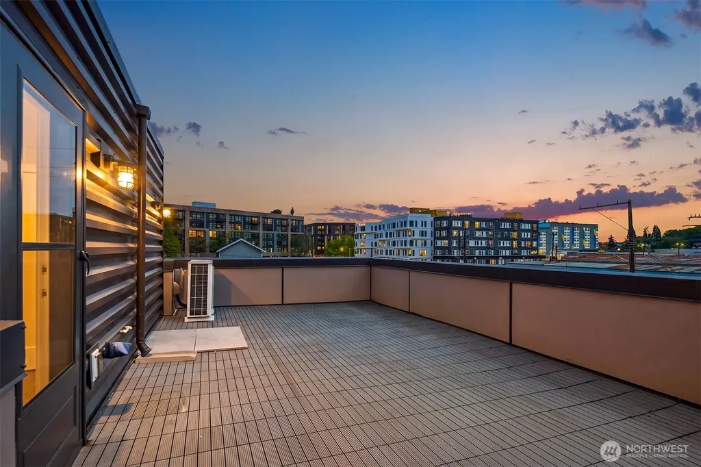 1761 20th Avenue S Seattle WA 98144