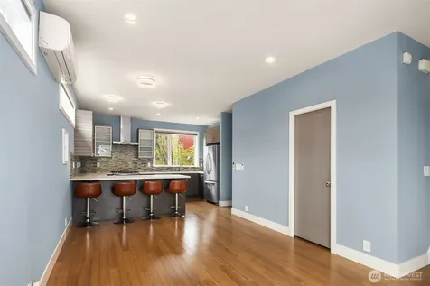 1761 20th Avenue S Seattle WA 98144
