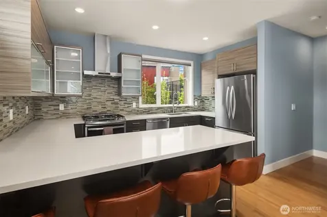 1761 20th Avenue S Seattle WA 98144
