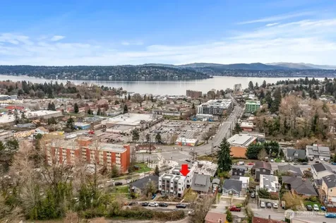 9266 50th Avenue S Seattle WA 98118