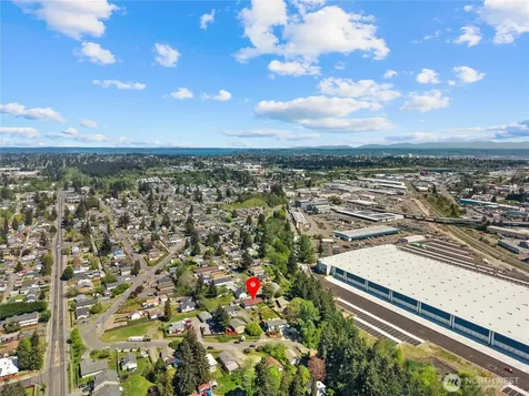 4051 S 38th Street Tacoma WA 98409