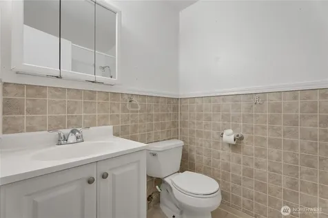 4051 S 38th Street Tacoma WA 98409