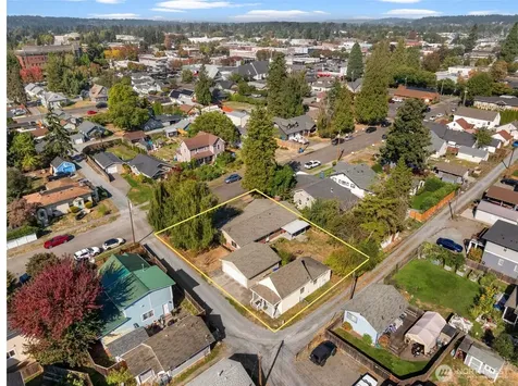 343 4th Street SE Puyallup WA 98372