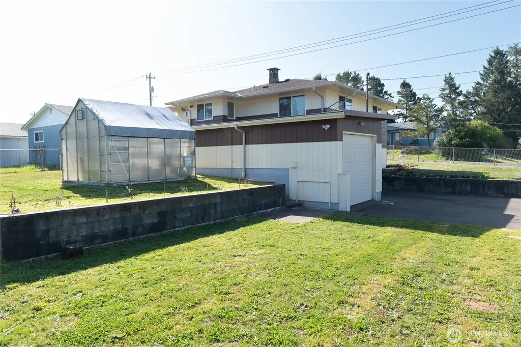 190 W Veterans Avenue Westport WA 98595