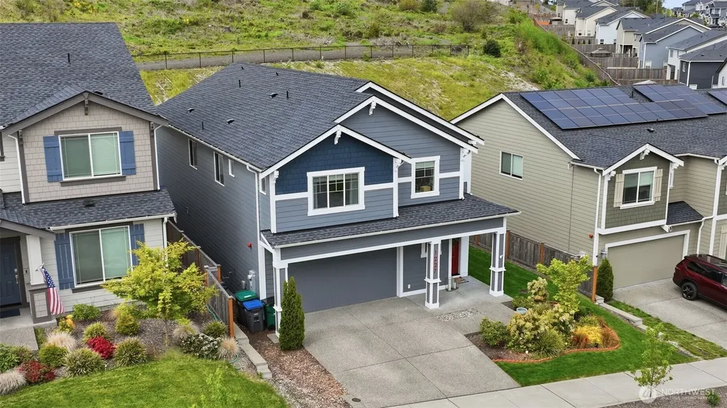 1227 Baker Heights Loop Bremerton WA 98312