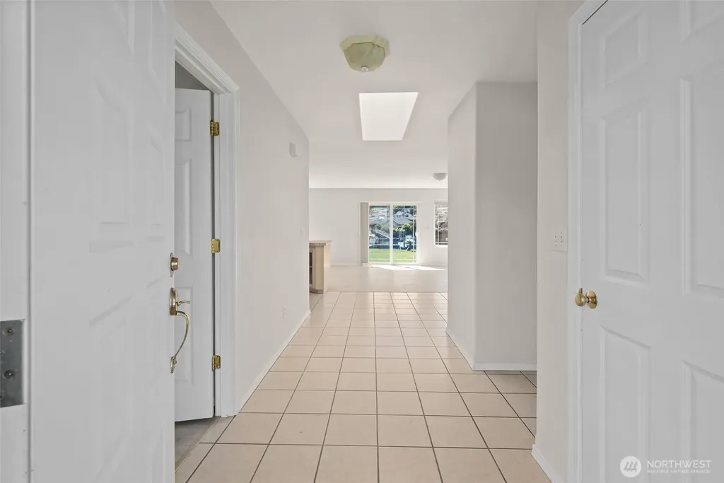 2241 Mariner Beach Drive Oak Harbor WA 98277