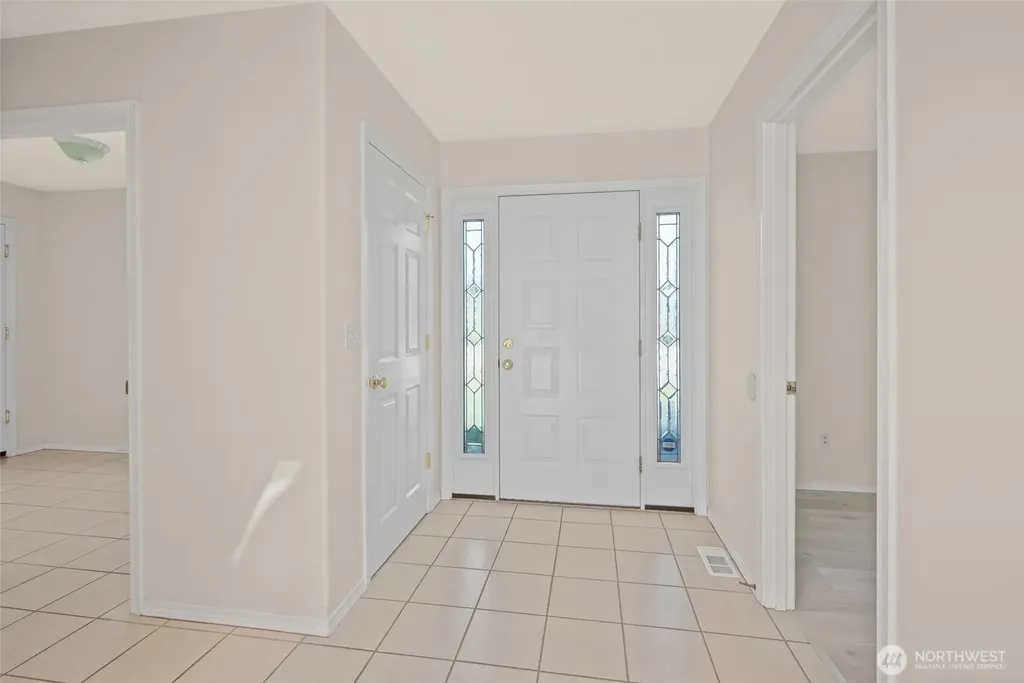 2241 Mariner Beach Drive Oak Harbor WA 98277