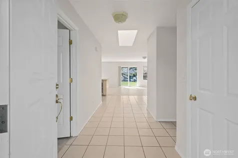 2241 Mariner Beach Drive Oak Harbor WA 98277