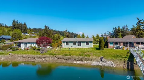 2241 Mariner Beach Drive Oak Harbor WA 98277