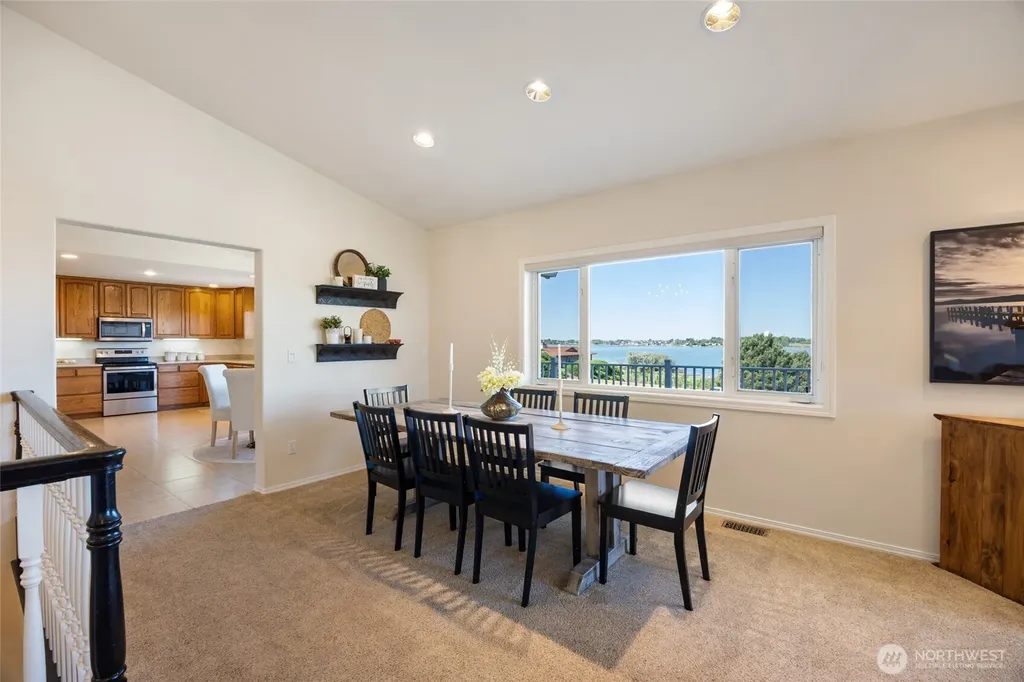 927 Easy Street NE Moses Lake WA 98837