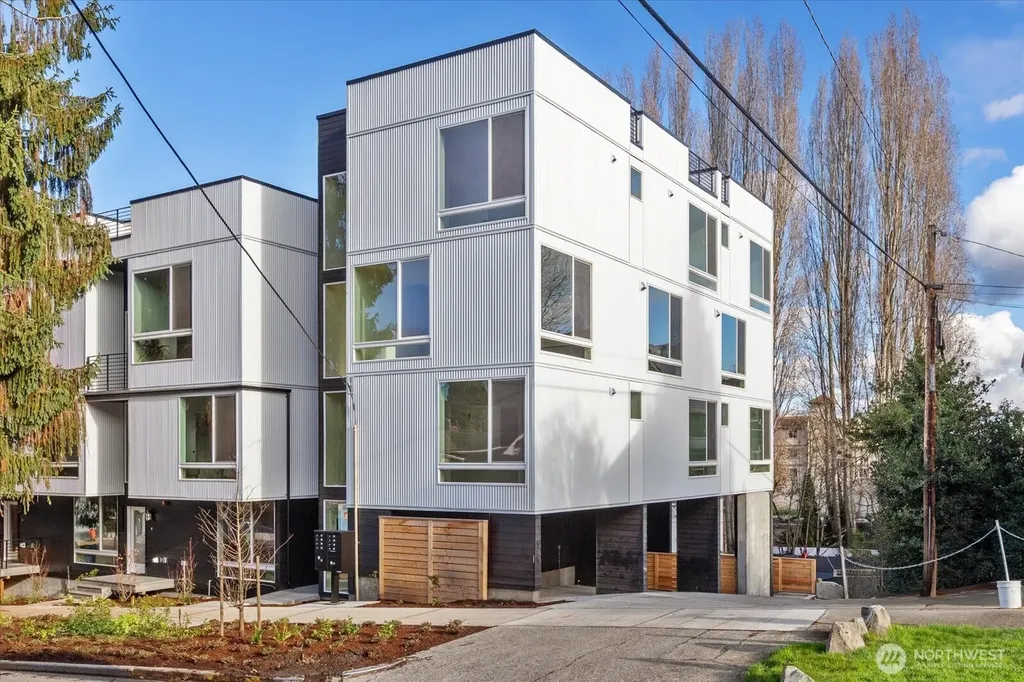 3110 Queen Anne Avenue N Seattle WA 98109