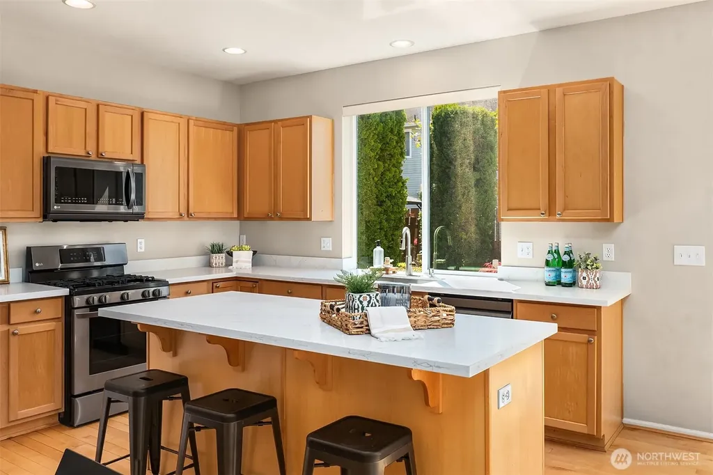4507 S 220th Street Kent WA 98032