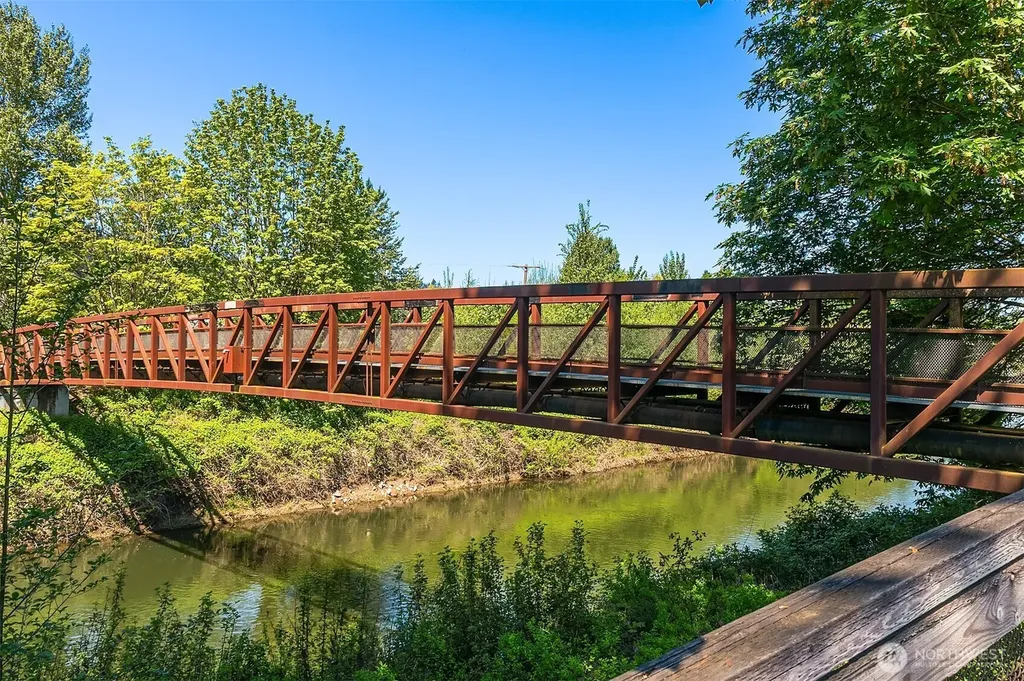4507 S 220th Street Kent WA 98032