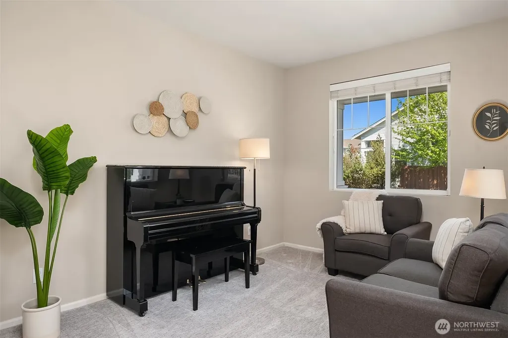 4507 S 220th Street Kent WA 98032