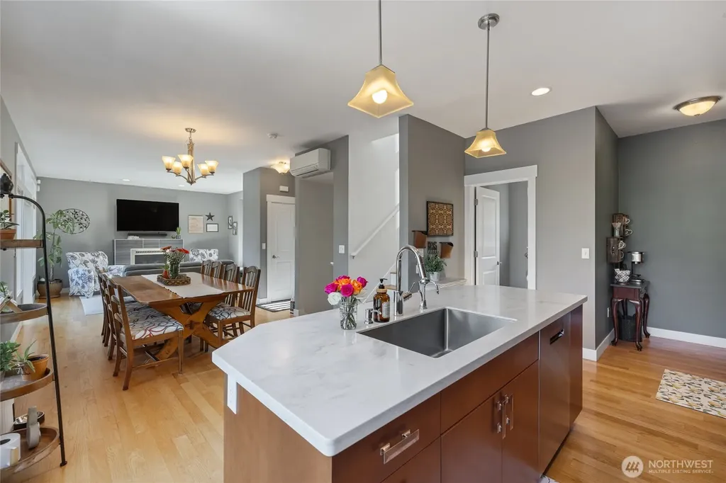 4937 Thompson Lane SE Olympia WA 98513