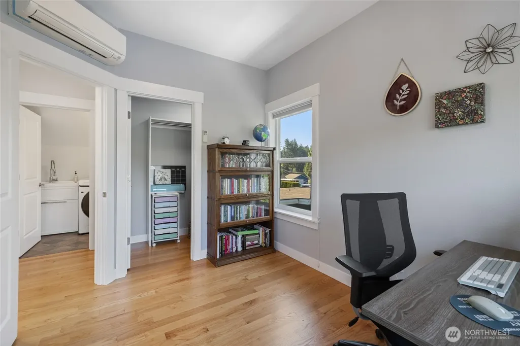 4937 Thompson Lane SE Olympia WA 98513