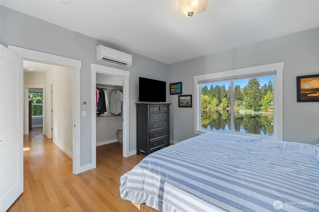 4937 Thompson Lane SE Olympia WA 98513