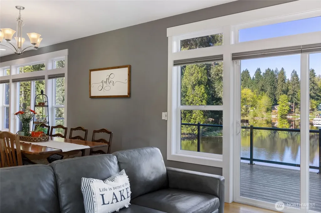 4937 Thompson Lane SE Olympia WA 98513