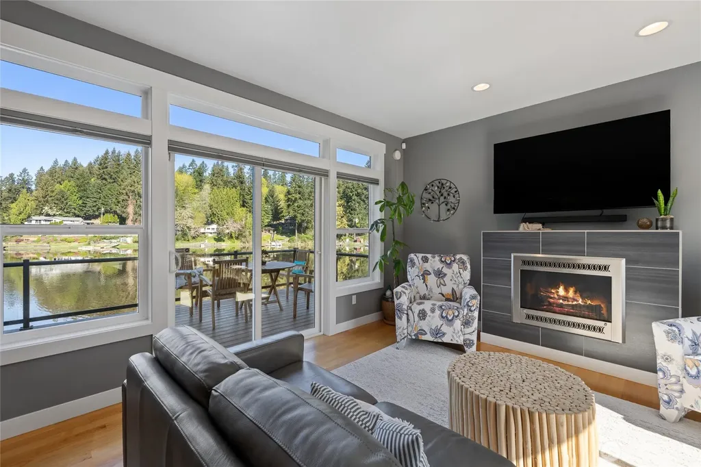 4937 Thompson Lane SE Olympia WA 98513