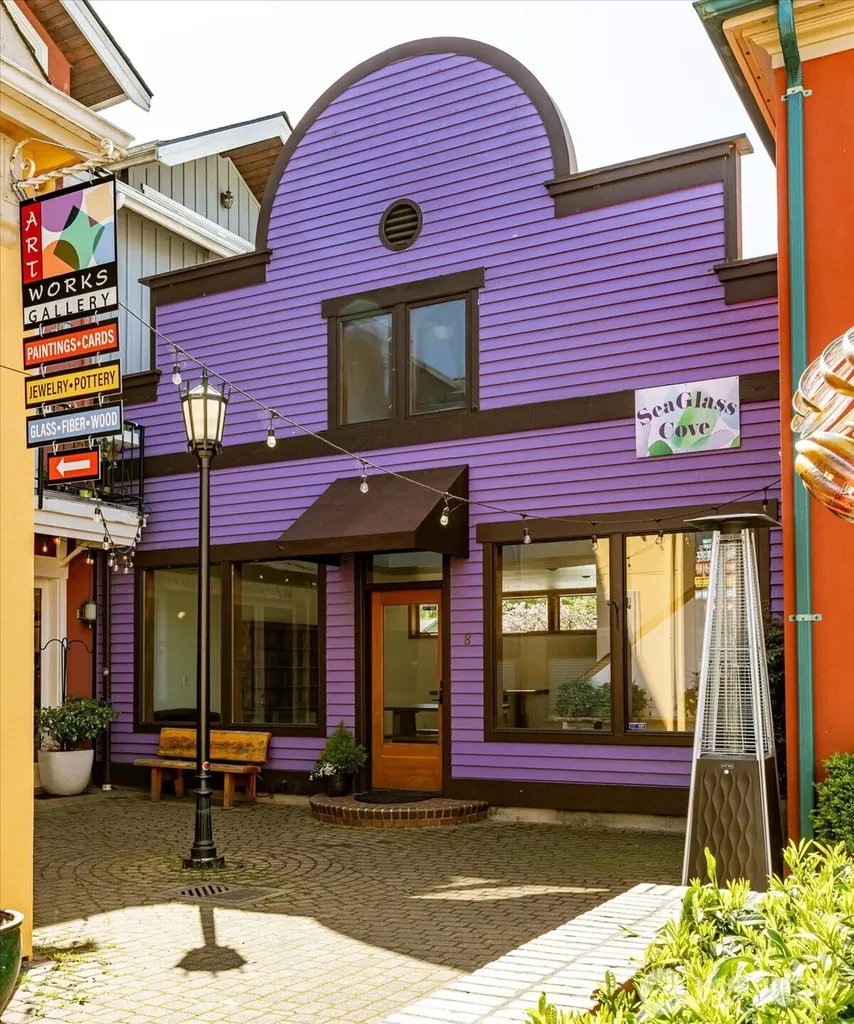 221 2nd Street Langley WA 98260