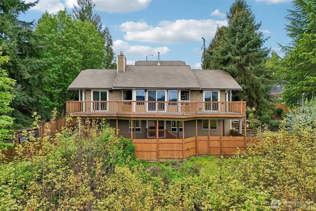 709 22nd Street SW Puyallup WA 98371