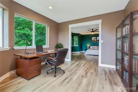 709 22nd Street SW Puyallup WA 98371