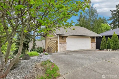 709 22nd Street SW Puyallup WA 98371