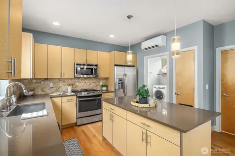 1550 NW 60th Street Seattle WA 98107
